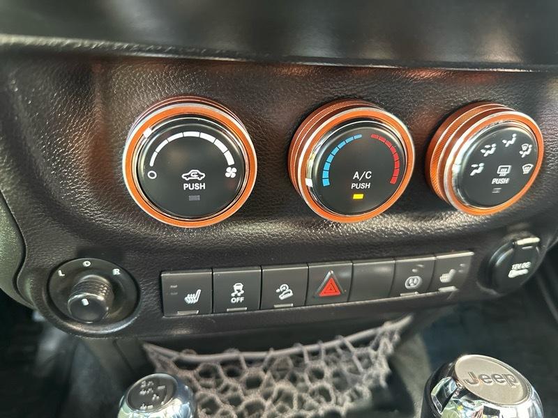 Jeep Wrangler Sahara 4WD 2017