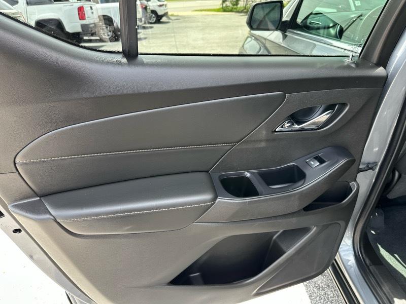 Chevrolet Traverse LS AWD 2021