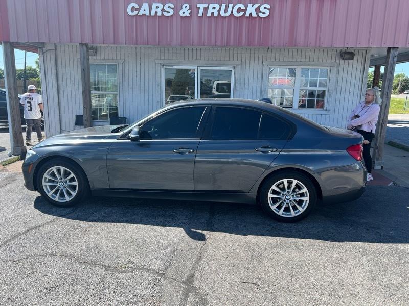 BMW 3-Series 320i Sedan 2017