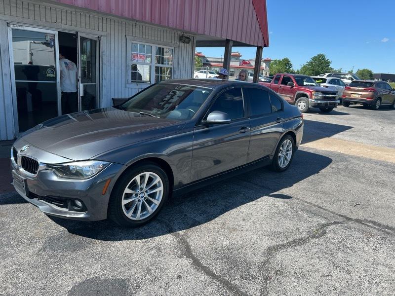 BMW 3-Series 320i Sedan 2017