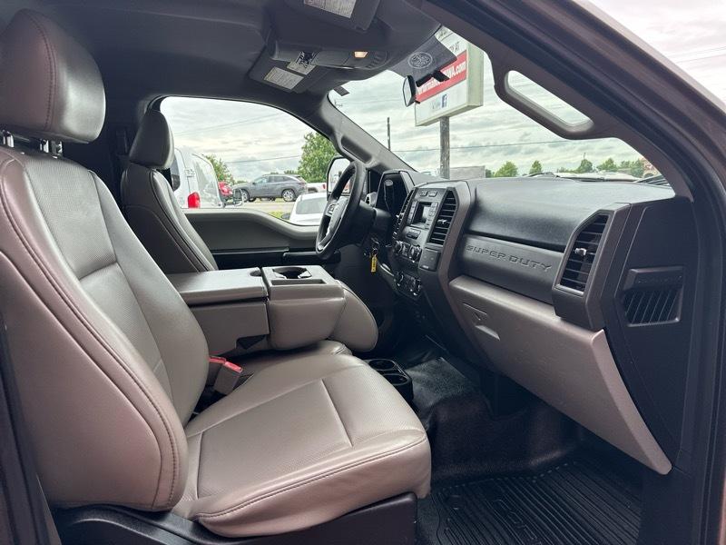 Ford F-350 SD XLT DRW 2WD 2019