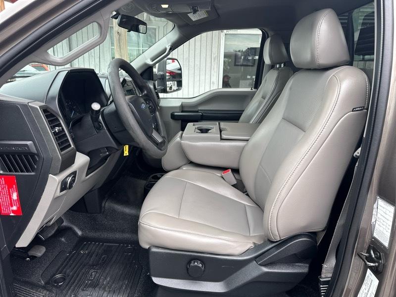 Ford F-350 SD XLT DRW 2WD 2019