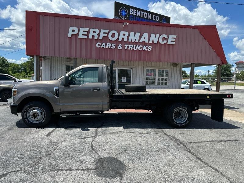 Ford F-350 SD XLT DRW 2WD 2019