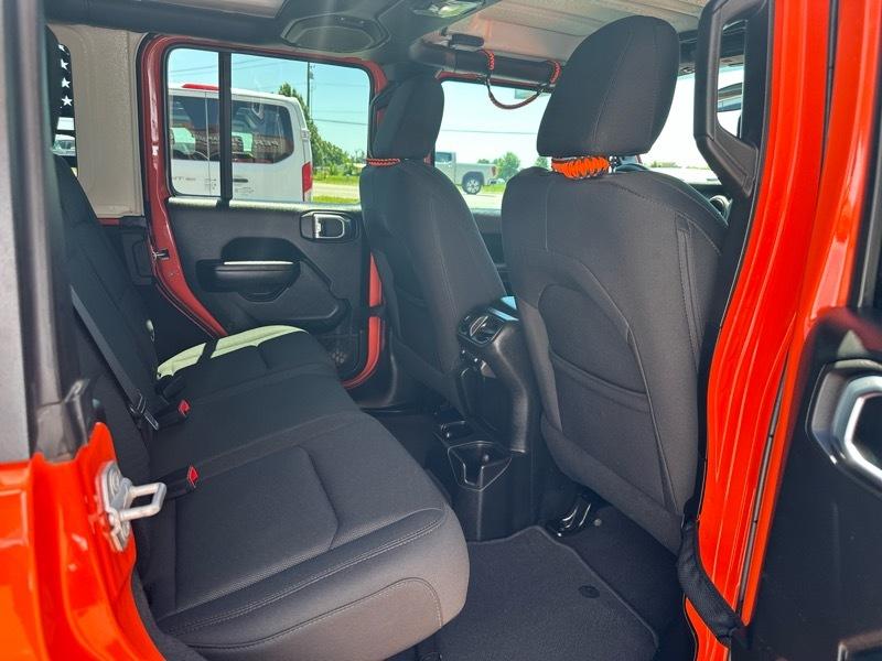 Jeep Wrangler Unlimited Sport 2018