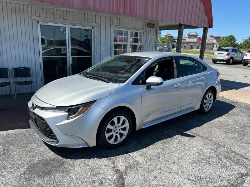 Toyota Corolla LE 2023