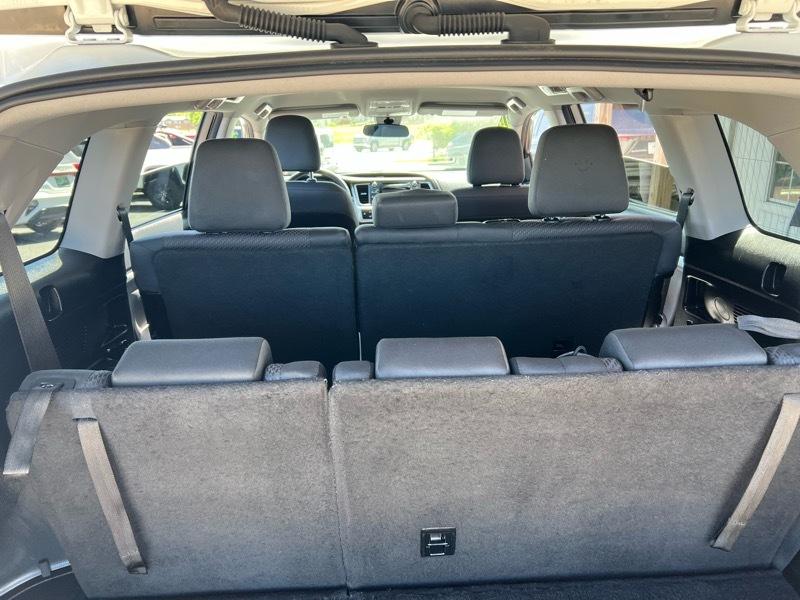 Toyota Highlander LE FWD V6 2018