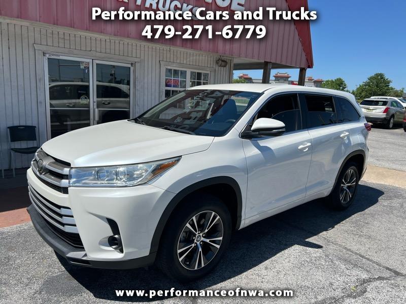 Toyota Highlander LE FWD V6 2018