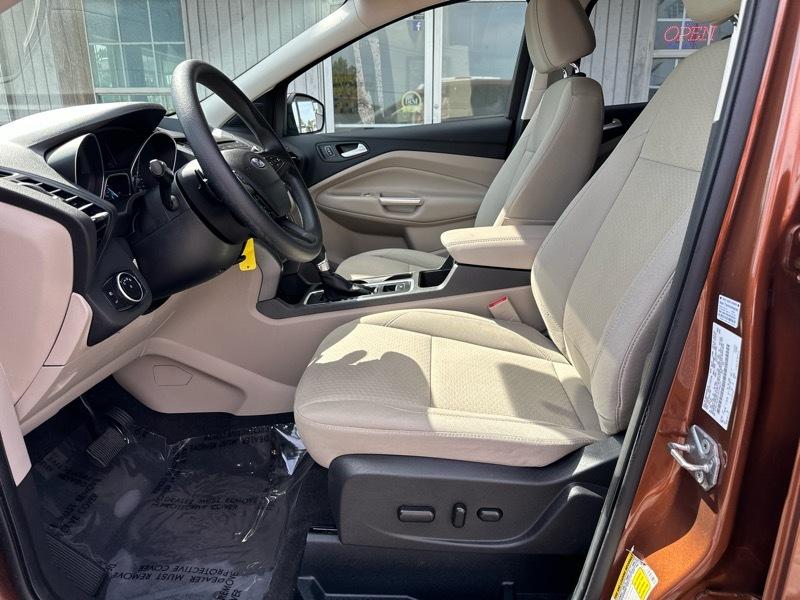 Ford Escape SE FWD 2017