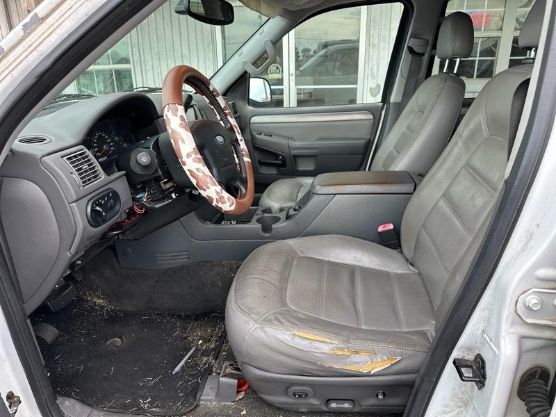 Ford Explorer XLT 4.0L 4WD 2005