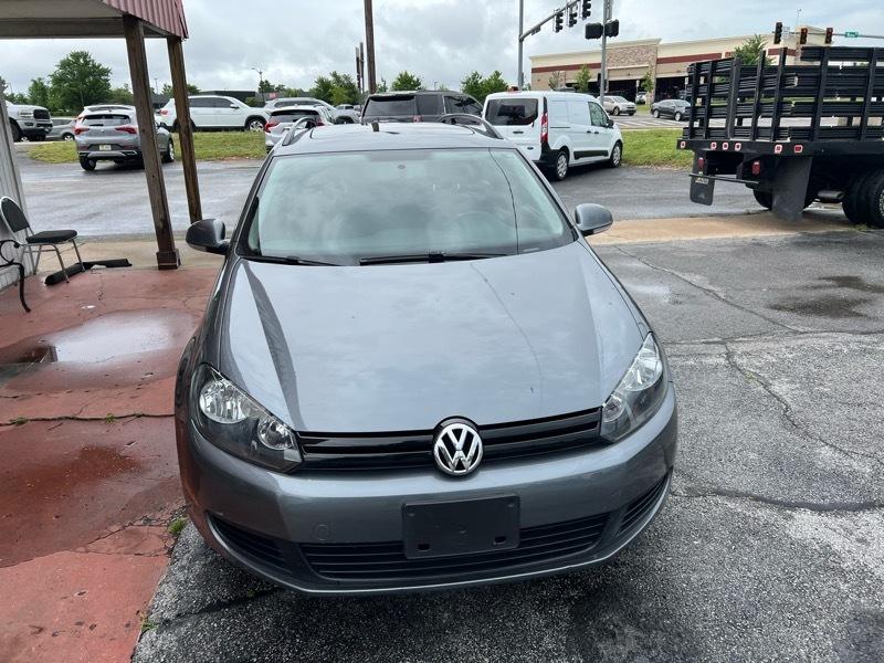 Volkswagen Jetta SportWagen 2.5L SE 2011