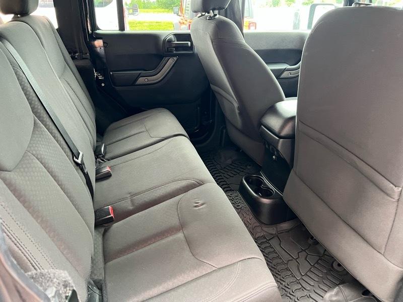 Jeep Wrangler Unlimited Sport 4WD 2015