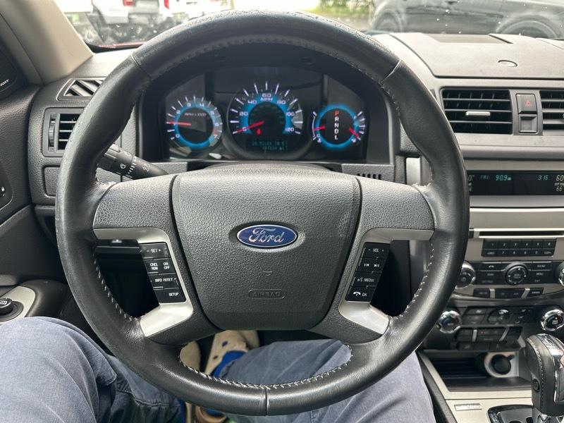 Ford Fusion I4 SEL 2011