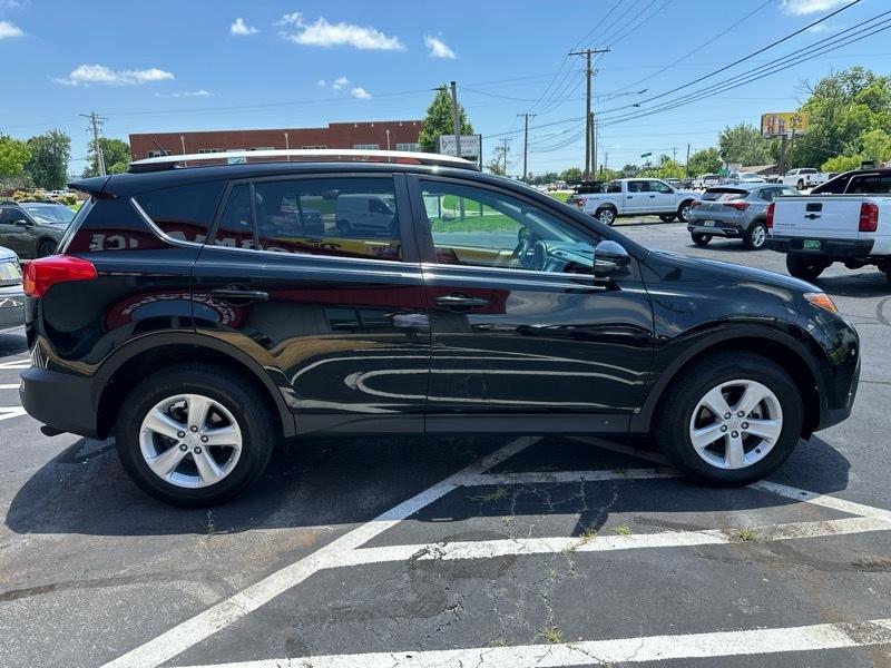 Toyota RAV4 XLE AWD 2014