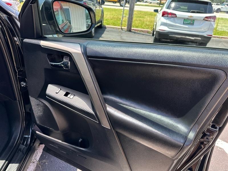 Toyota RAV4 XLE AWD 2014