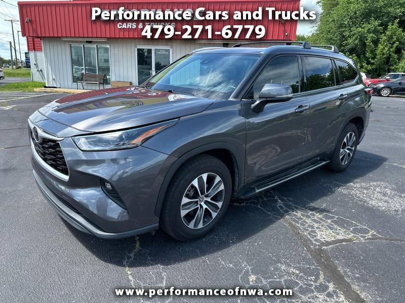 2021 Toyota Highlander XLE FWD V6