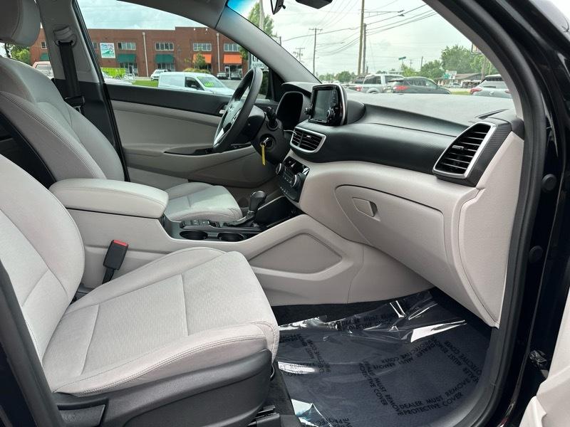 Hyundai Tucson SE 2021