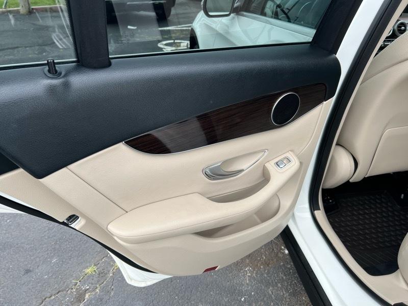 Mercedes-Benz GLC-Class GLC300 4MATIC 2018