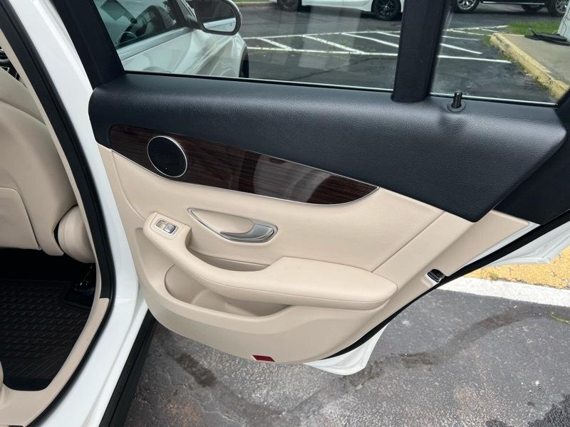 Mercedes-Benz GLC-Class GLC300 4MATIC 2018
