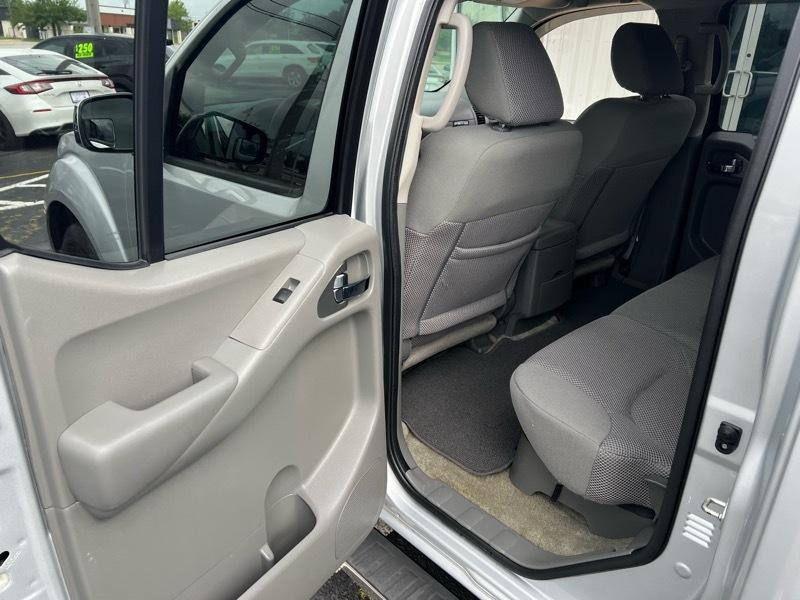 Nissan Frontier  2017