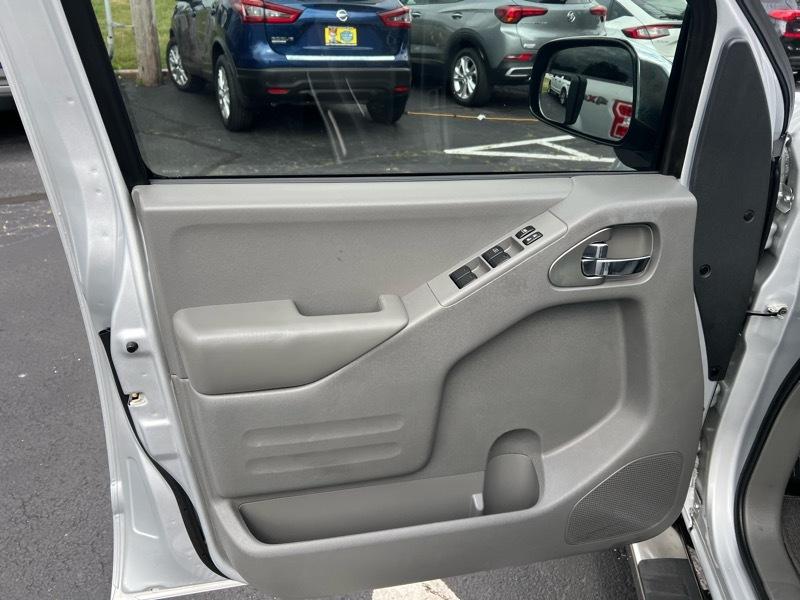 Nissan Frontier  2017