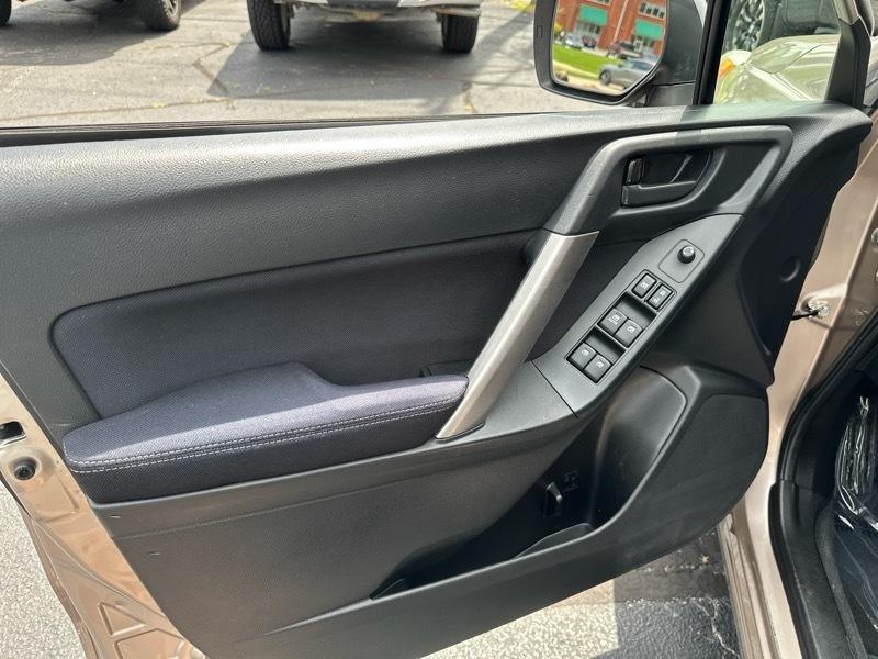 Subaru Forester 2.5i Premium 2015