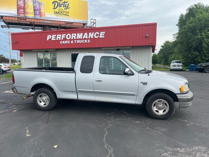 Ford F-150 XLT SuperCab 2WD 2002