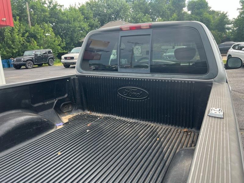 Ford F-150 XLT SuperCab 2WD 2002