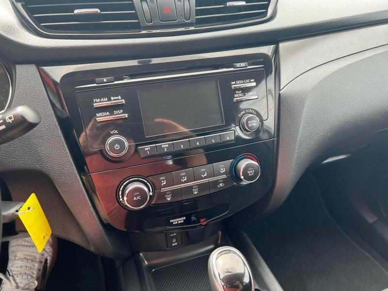 Nissan Rogue Sport S 4D SUV AWD 2018