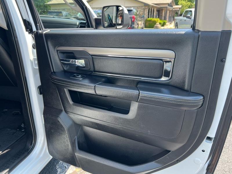 RAM 1500 Sport Crew Cab LWB 4WD 2016