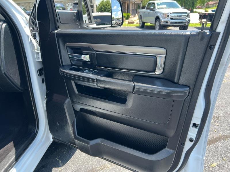 RAM 1500 Sport Crew Cab LWB 4WD 2016