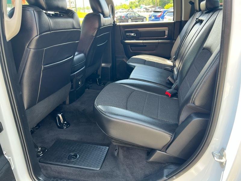 RAM 1500 Sport Crew Cab LWB 4WD 2016