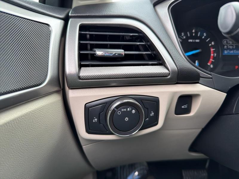 Ford Fusion SE 2018