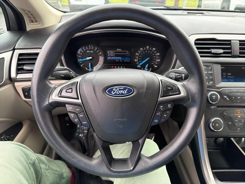 Ford Fusion SE 2018