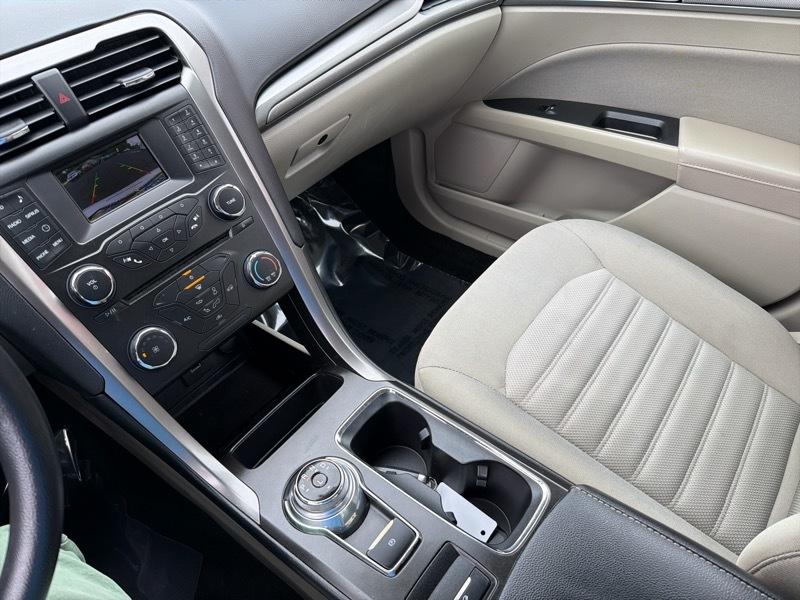 Ford Fusion SE 2018