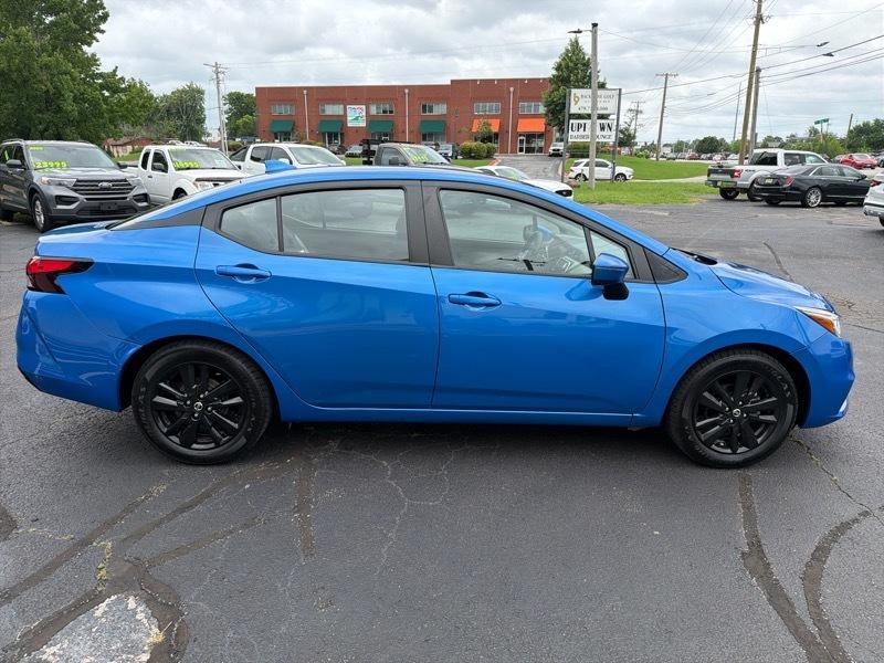 Nissan Versa SV 2021