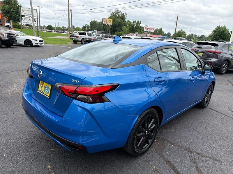 Nissan Versa SV 2021