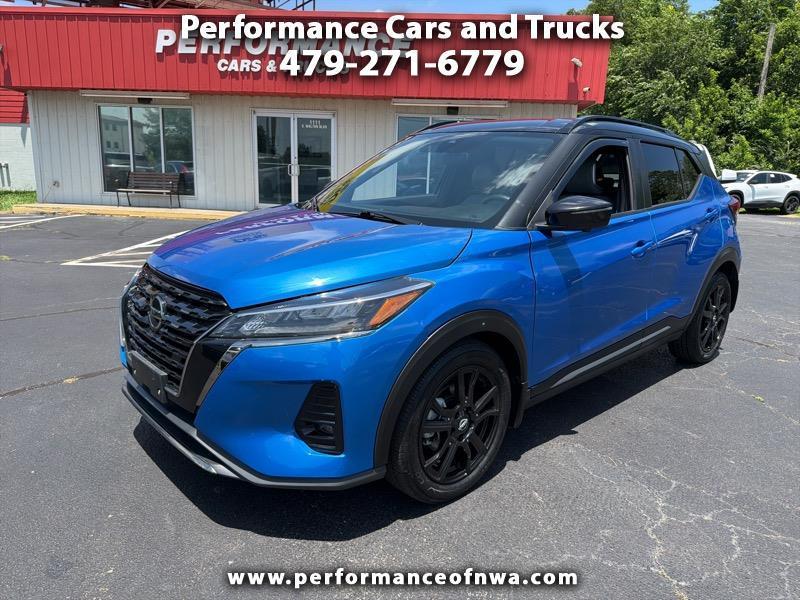 2023 Nissan Kicks SR