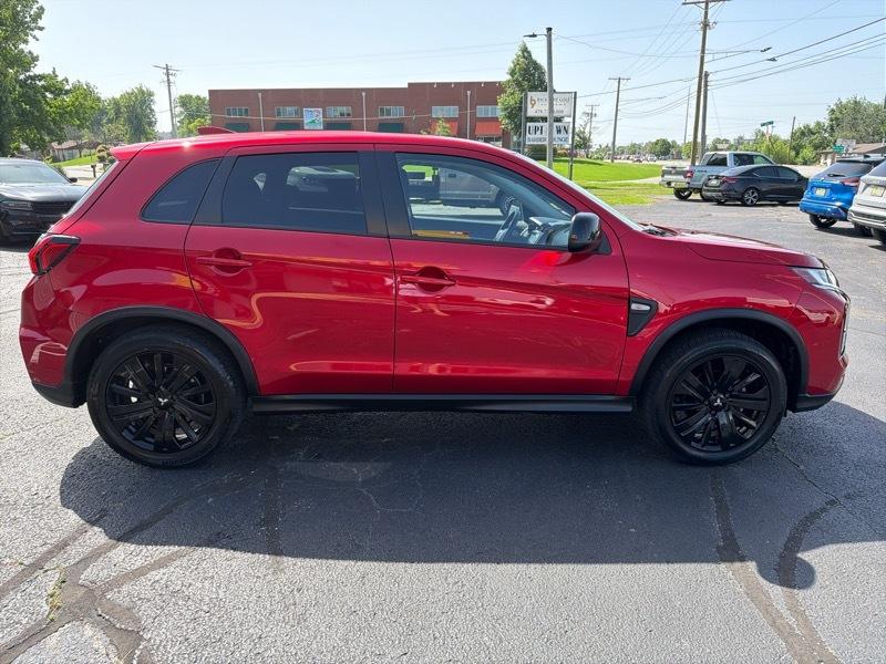 Mitsubishi Outlander Sport 2.0 LE 4WD CVT 2022
