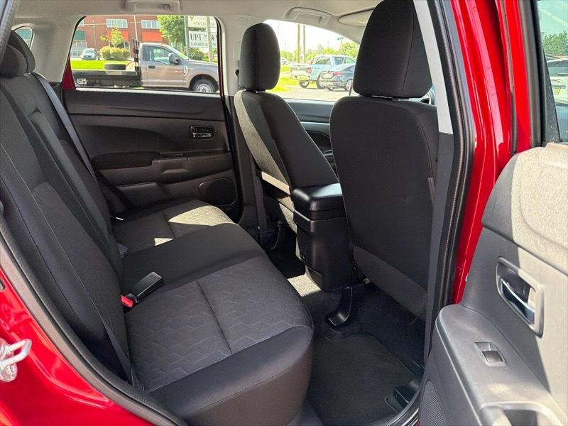 Mitsubishi Outlander Sport 2.0 LE 4WD CVT 2022