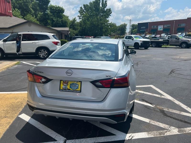 Nissan Altima 2.5 SV 2023