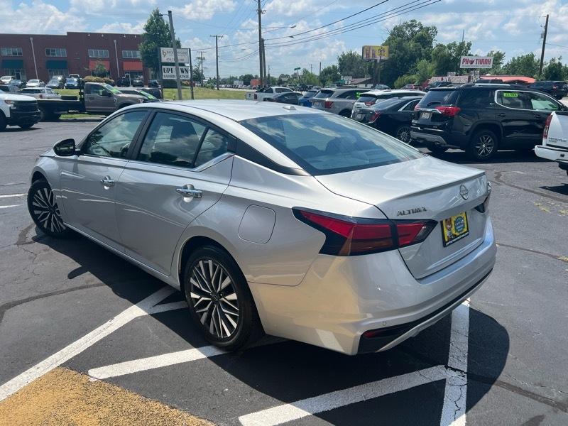 Nissan Altima 2.5 SV 2023