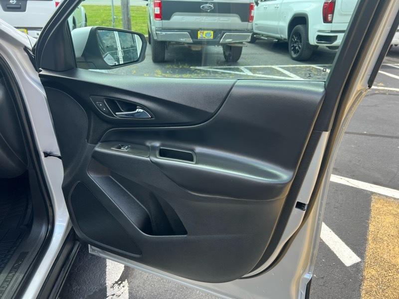 2022 Chevrolet Equinox LT - Photo 13