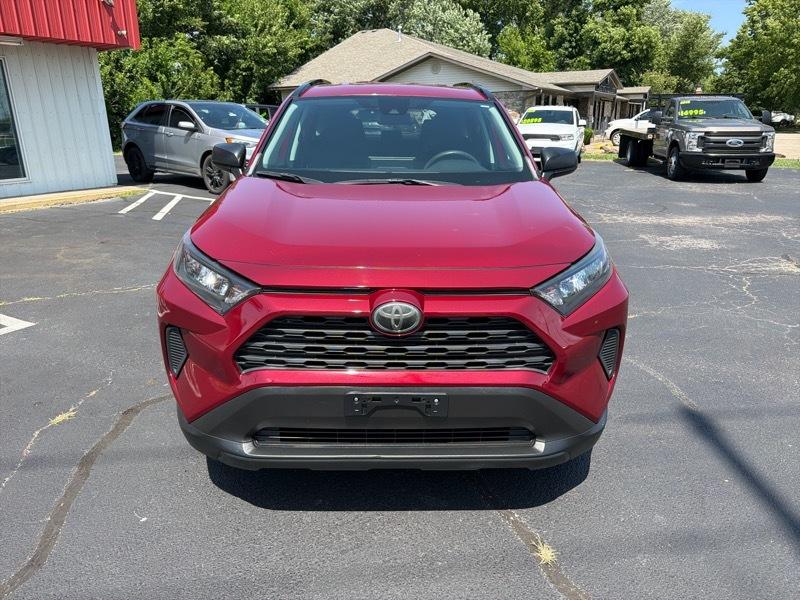 Toyota RAV4 LE 2020