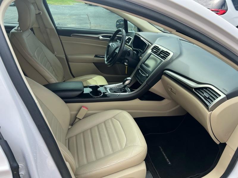 Ford Fusion SE 2014