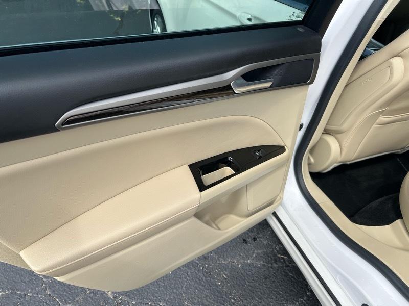 Ford Fusion SE 2014