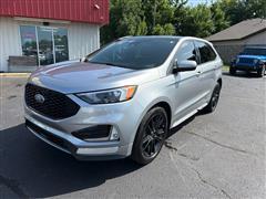 2021 Ford Edge 