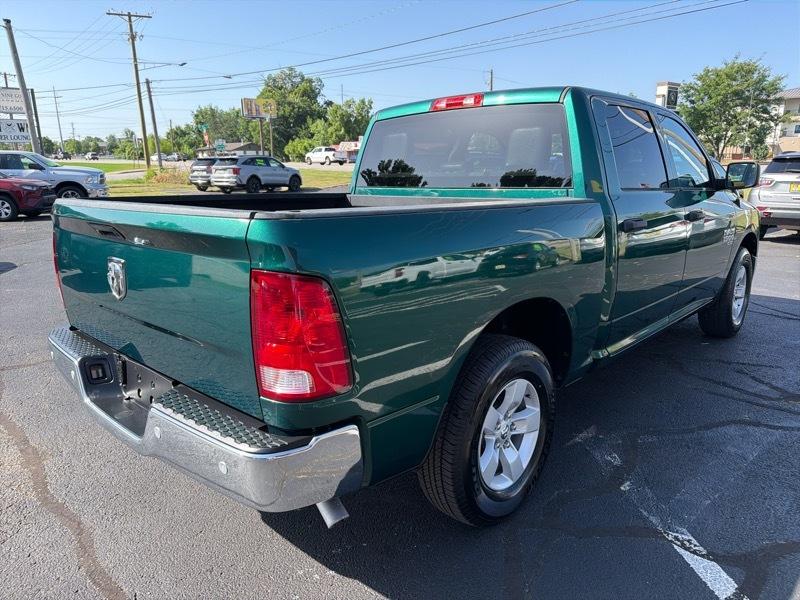 RAM 1500 Classic Tradesman Crew Cab SWB 2WD 2020