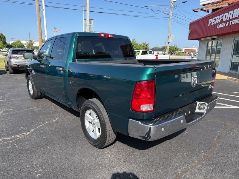 RAM 1500 Classic Tradesman Crew Cab SWB 2WD 2020