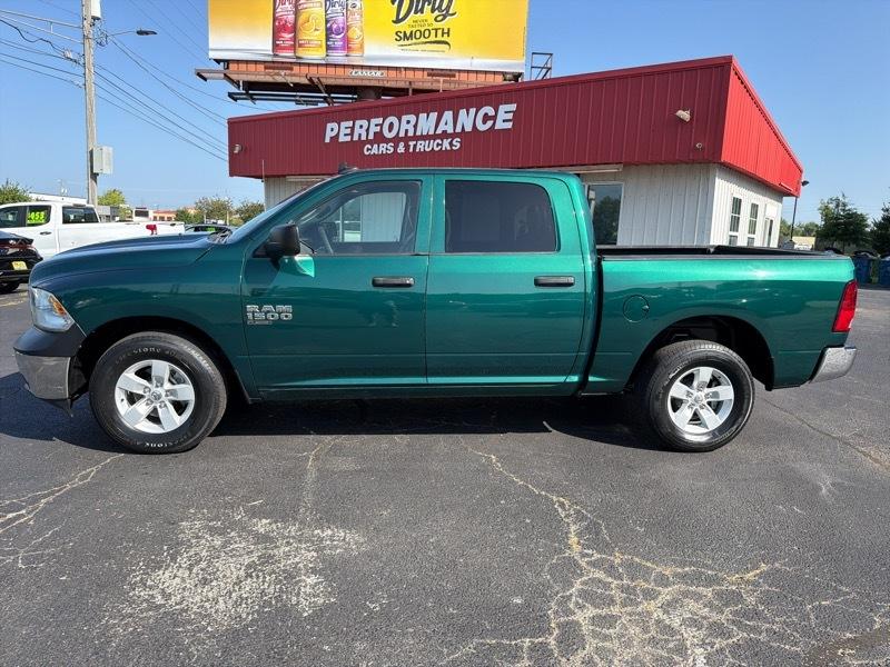 RAM 1500 Classic Tradesman Crew Cab SWB 2WD 2020