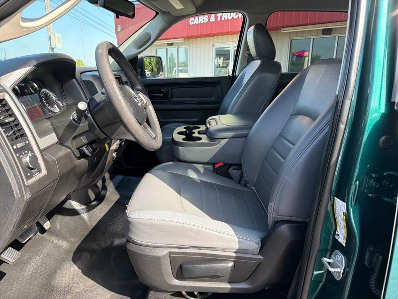 RAM 1500 Classic Tradesman Crew Cab SWB 2WD 2020